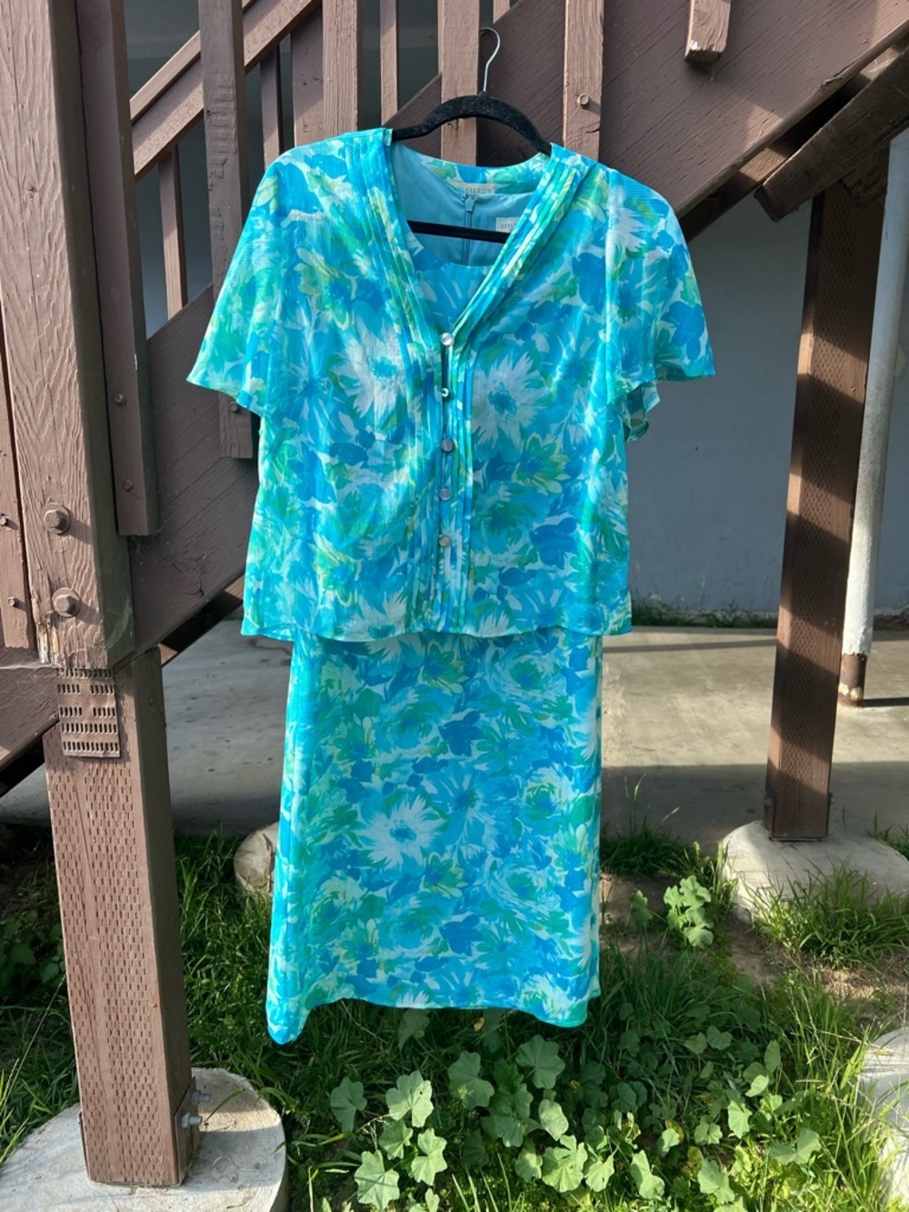 Appleseed's Petites Aqua and Turquoise Floral Dress two pieces